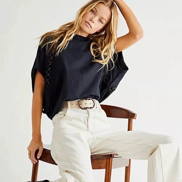 New! Free People Womens Rough Ground the Edges Top - Size M in Black 100% Cotton - Picture 2 of 2